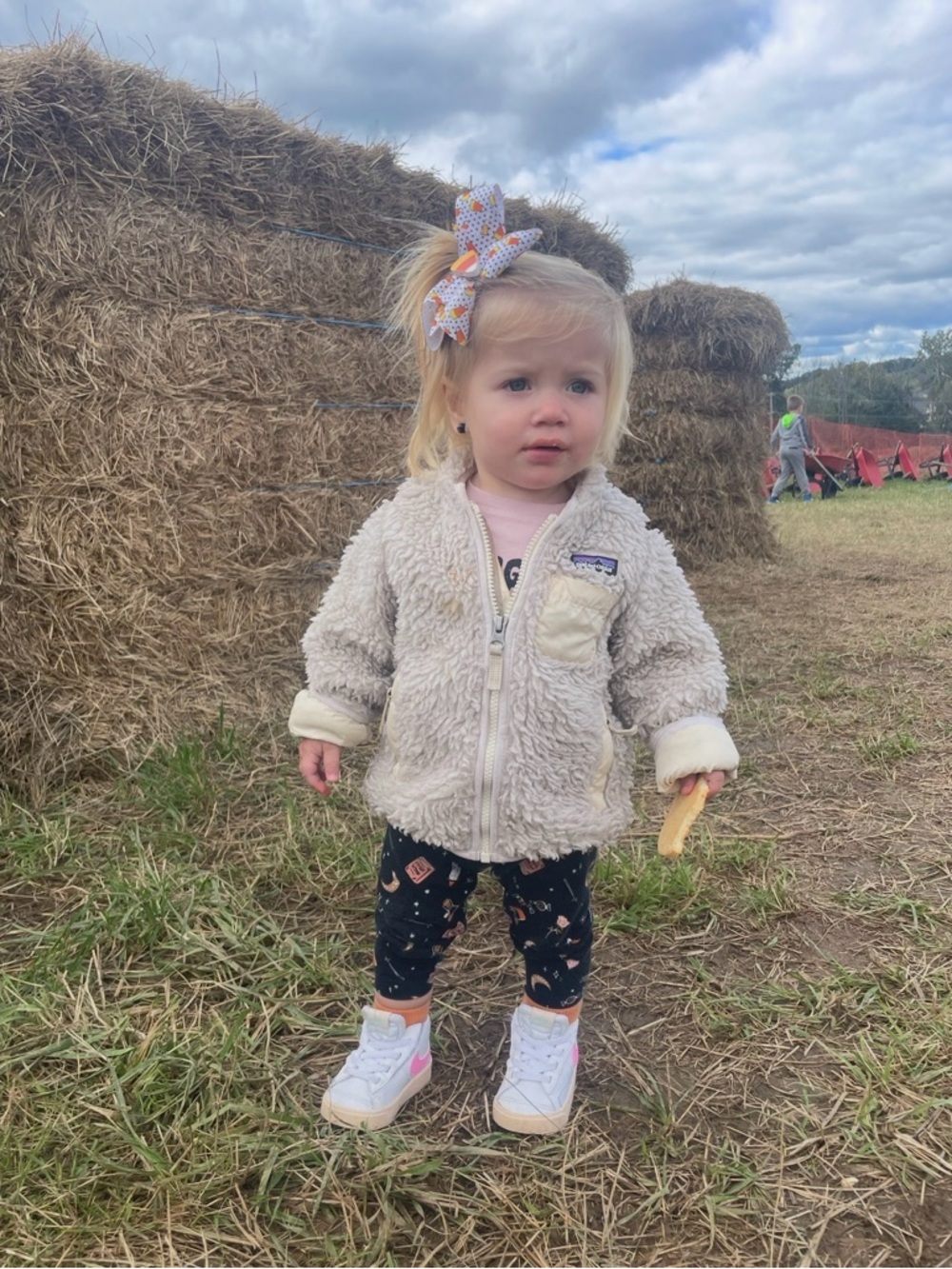 Patagonia Kids Cream Sherpa Jacket - Picture 2 of 7
